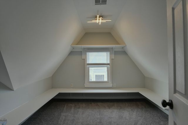 74 Locust St, New Bedford, MA 02740