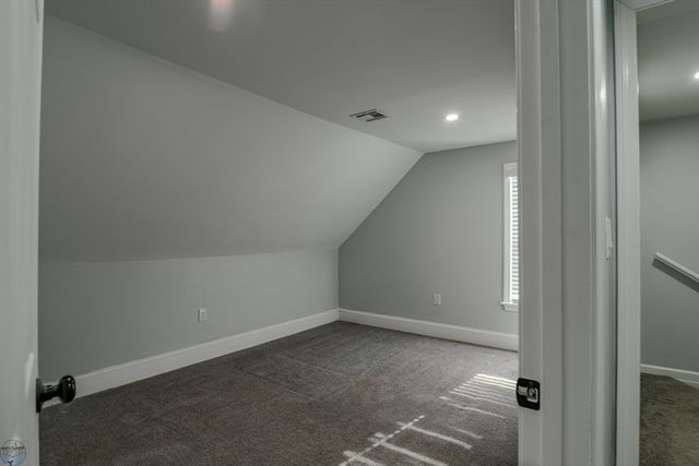 74 Locust St, New Bedford, MA 02740