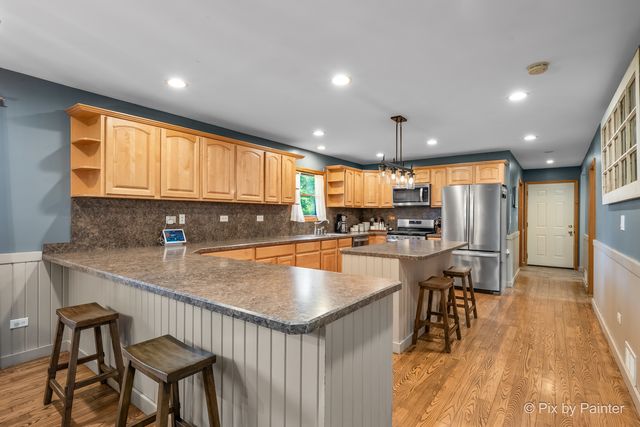 2116 N Pebble Drive, Mchenry, IL 60051