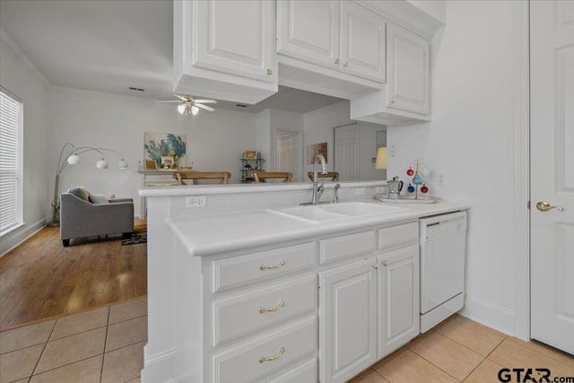 2426 Homestead, Tyler, TX 75701