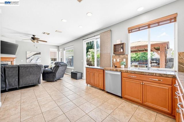 4547 Glenbrook Dr, Tracy, CA 95377