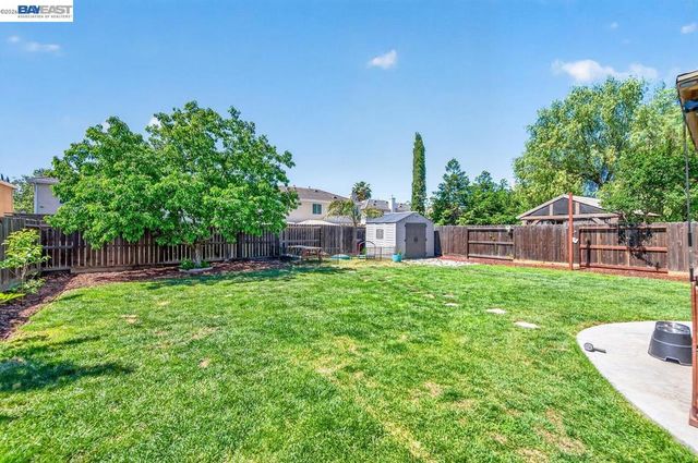 4547 Glenbrook Dr, Tracy, CA 95377