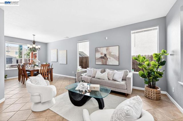 4547 Glenbrook Dr, Tracy, CA 95377