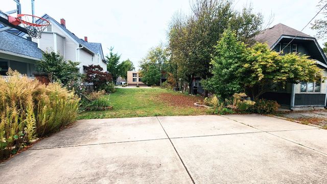742 N Marion Street, Oak Park, IL 60302