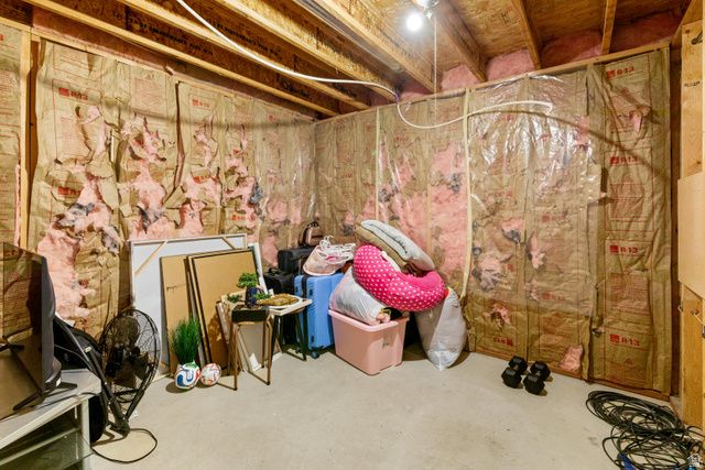 382 E 3550 N, North Ogden, UT 84414