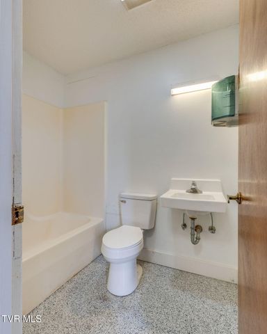 1540 Highway 70 Bypass, Greeneville, TN 37743