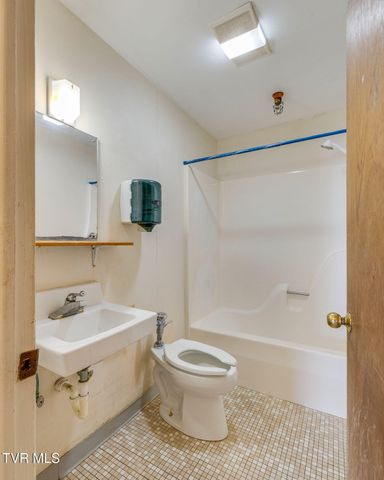 1540 Highway 70 Bypass, Greeneville, TN 37743