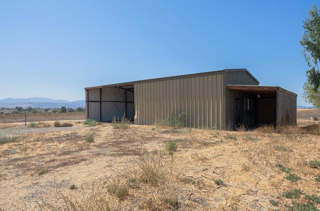 1080 Best Road, Hollister, CA 95023