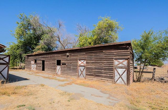 1080 Best Road, Hollister, CA 95023