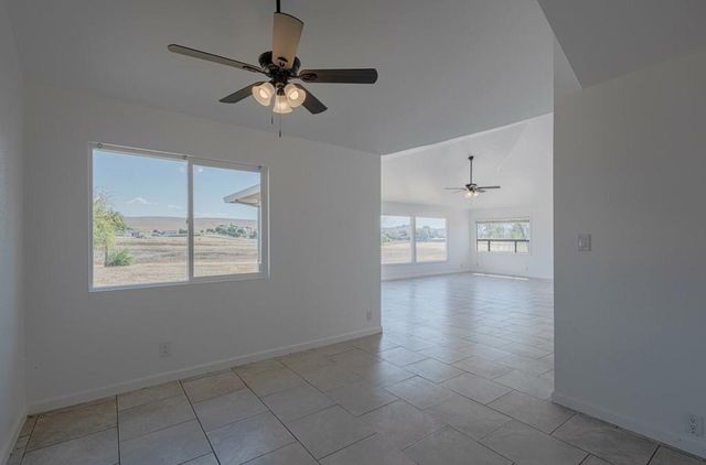 1080 Best Road, Hollister, CA 95023