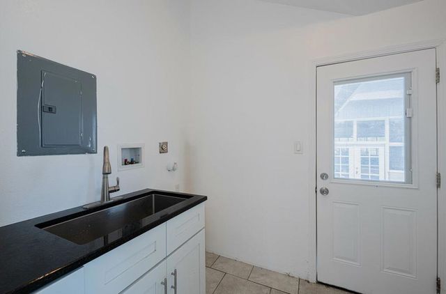 1080 Best Road, Hollister, CA 95023