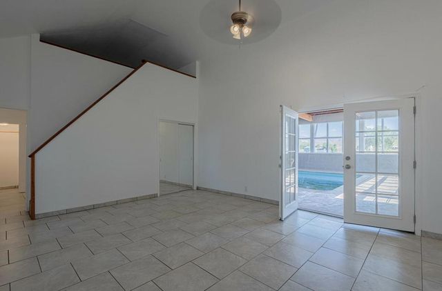 1080 Best Road, Hollister, CA 95023