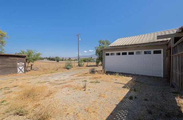 1080 Best Road, Hollister, CA 95023