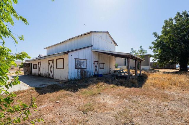 1080 Best Road, Hollister, CA 95023