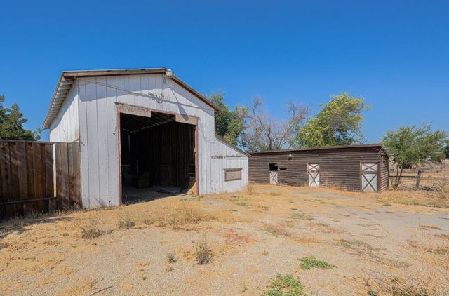 1080 Best Road, Hollister, CA 95023