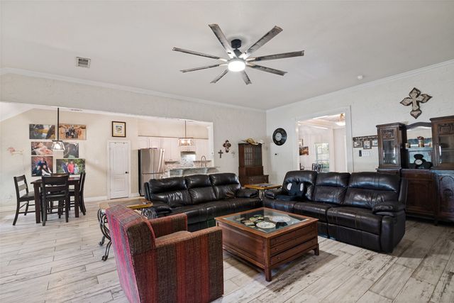18584 County Road 543, Nevada, TX 75173