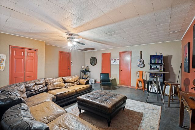 18584 County Road 543, Nevada, TX 75173
