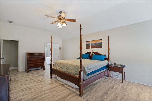 18584 County Road 543, Nevada, TX 75173