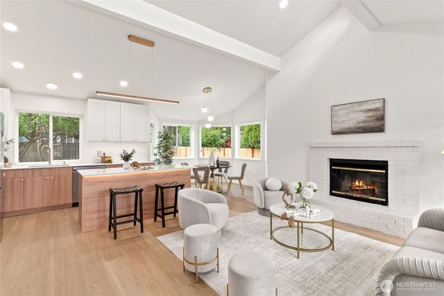 21838 SE 271th Place, Maple Valley, WA 98038