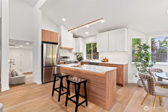 21838 SE 271th Place, Maple Valley, WA 98038