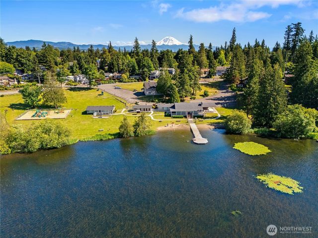21838 SE 271th Place, Maple Valley, WA 98038
