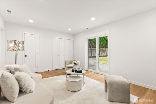 21838 SE 271th Place, Maple Valley, WA 98038
