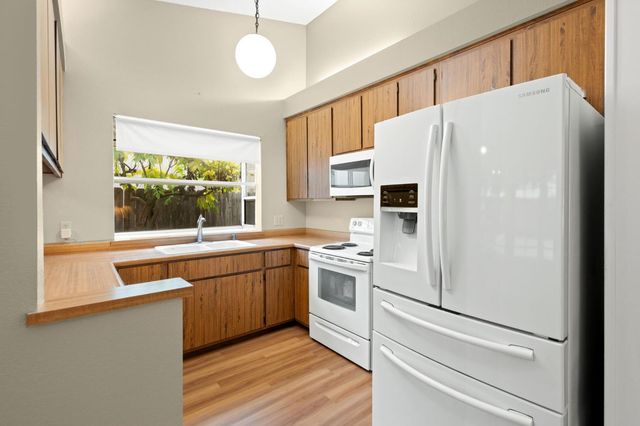 2948 Janet Dr, West Sacramento, CA 95691