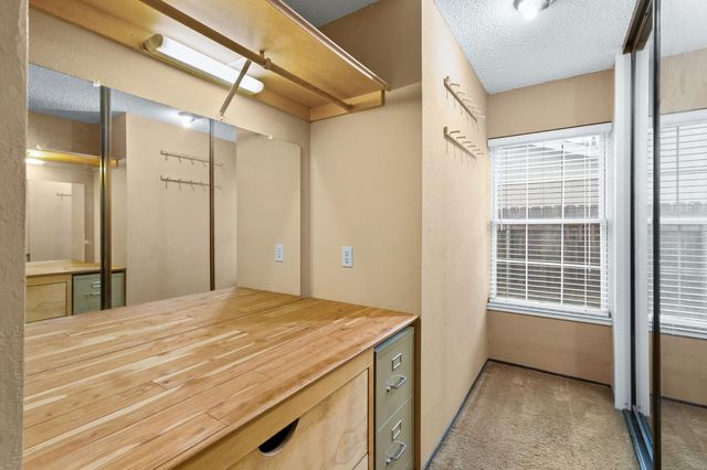 2948 Janet Dr, West Sacramento, CA 95691