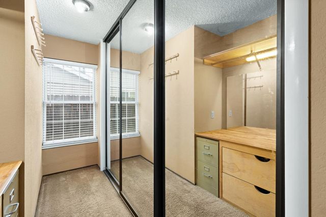 2948 Janet Dr, West Sacramento, CA 95691