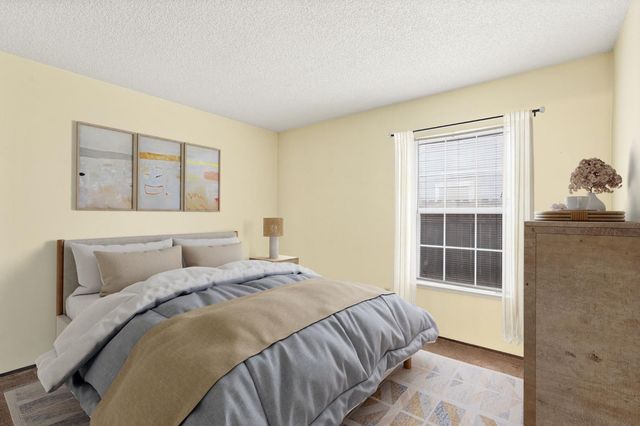 2948 Janet Dr, West Sacramento, CA 95691