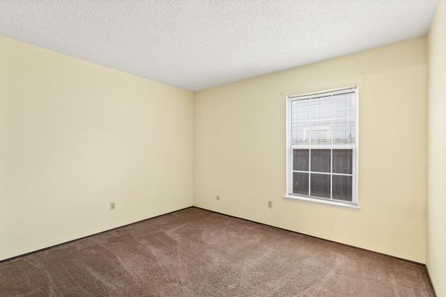 2948 Janet Dr, West Sacramento, CA 95691