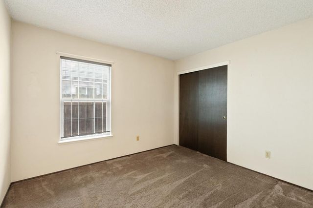 2948 Janet Dr, West Sacramento, CA 95691