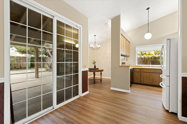 2948 Janet Dr, West Sacramento, CA 95691