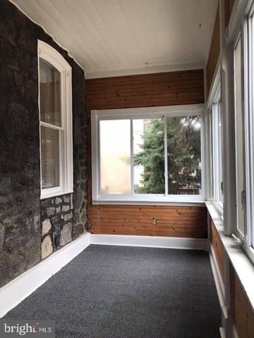 450 SEVILLE ST, Philadelphia, PA 19128