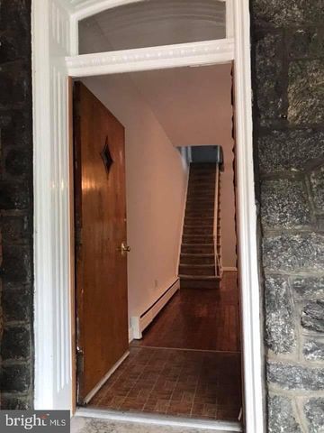 450 SEVILLE ST, Philadelphia, PA 19128
