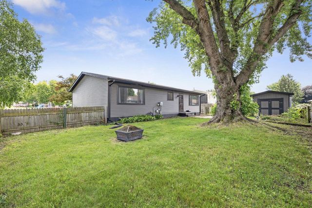 668 Wagon DRIVE, West Salem, WI 54669