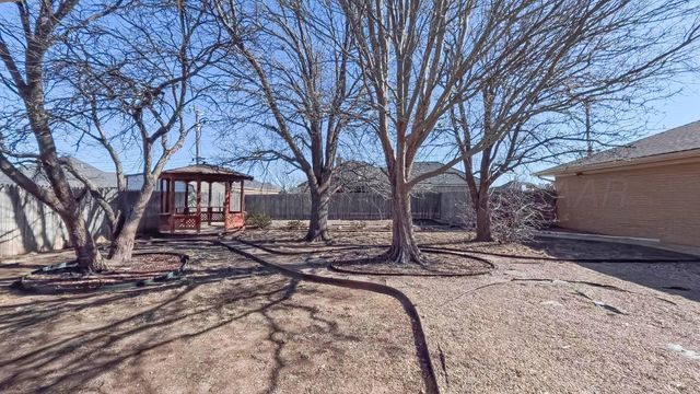 1113 BENNETT Drive, Dumas, TX 79029