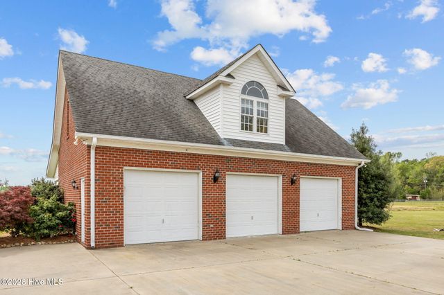 3076 Black Jack Simpson Road, Greenville, NC 27858