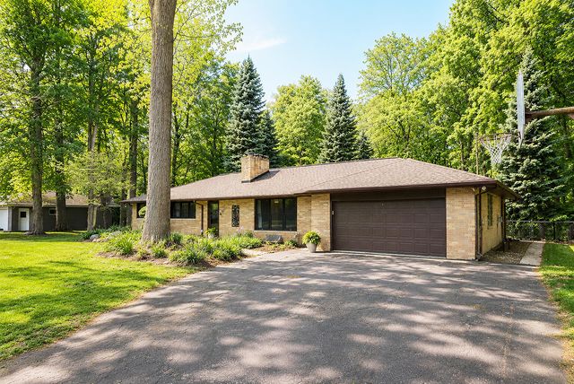 3140 Happy Valley Road, Summit Twp, MI 49203