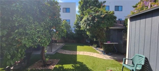6467 Woodley, Van Nuys, CA 91406