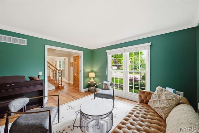 12906 Kings Row Lane, Unincorporated, MO 63146