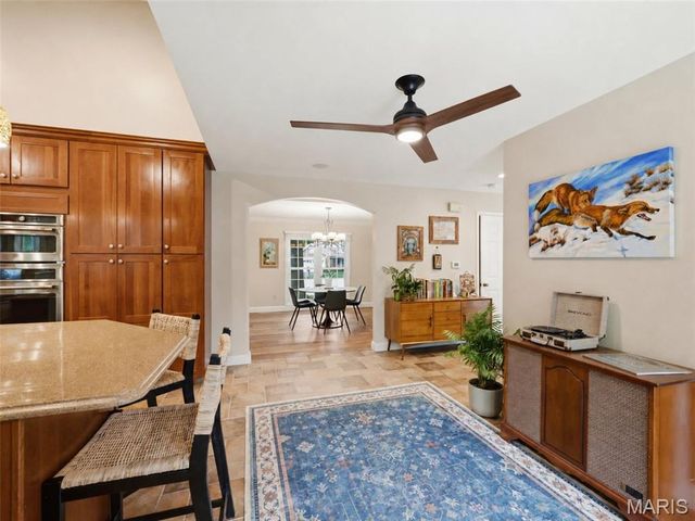 12906 Kings Row Lane, Unincorporated, MO 63146