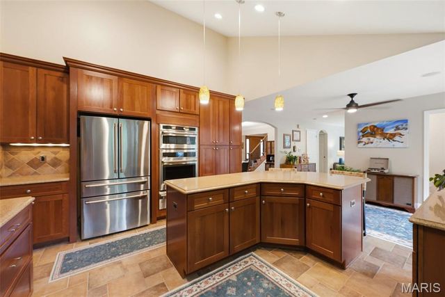 12906 Kings Row Lane, Unincorporated, MO 63146