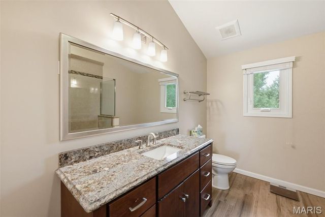 12906 Kings Row Lane, Unincorporated, MO 63146