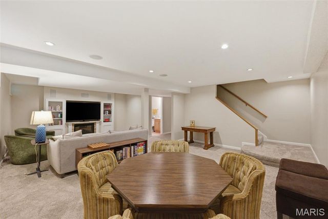 12906 Kings Row Lane, Unincorporated, MO 63146
