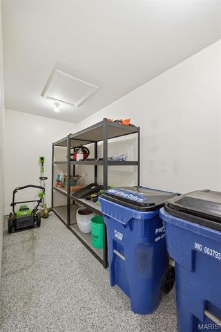 12906 Kings Row Lane, Unincorporated, MO 63146