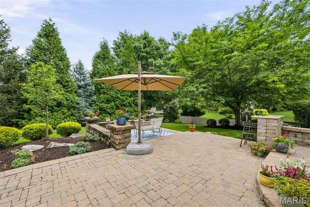 12906 Kings Row Lane, Unincorporated, MO 63146