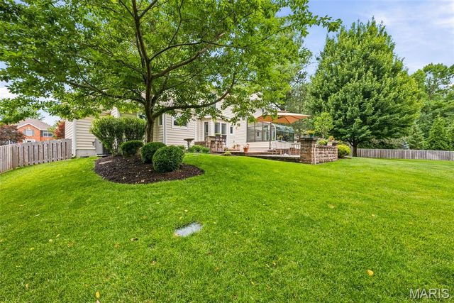 12906 Kings Row Lane, Unincorporated, MO 63146