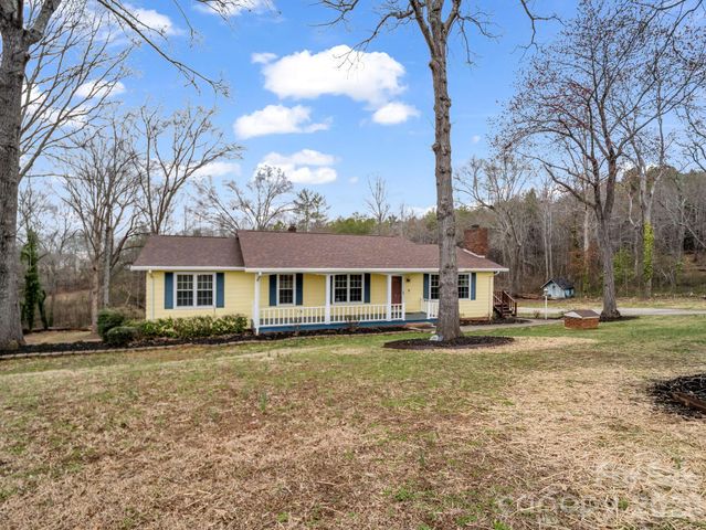 315 Walker Store Road, Ellenboro, NC 28040