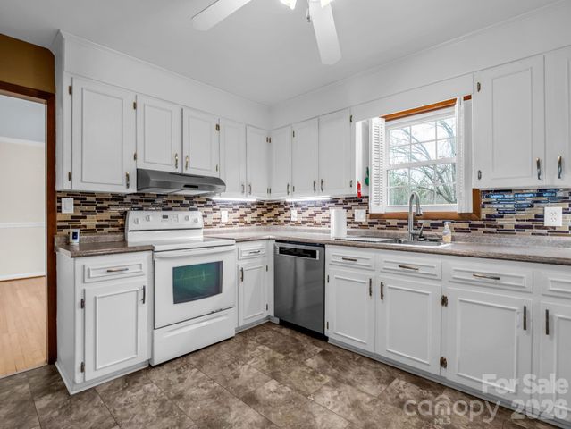 315 Walker Store Road, Ellenboro, NC 28040